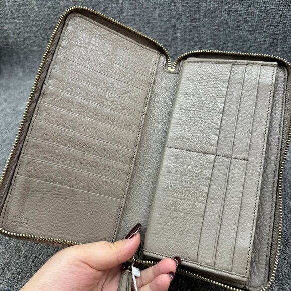 Gucci Zippy Leather Wallet 220-012225 - Picture 7 of 9